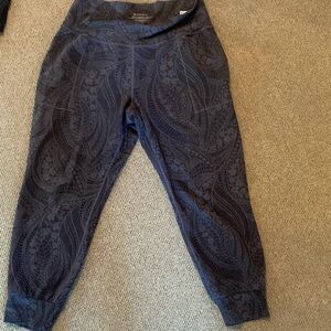 Athleta joggers large